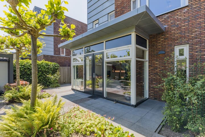 Foto 60 van Tegelzetter 47