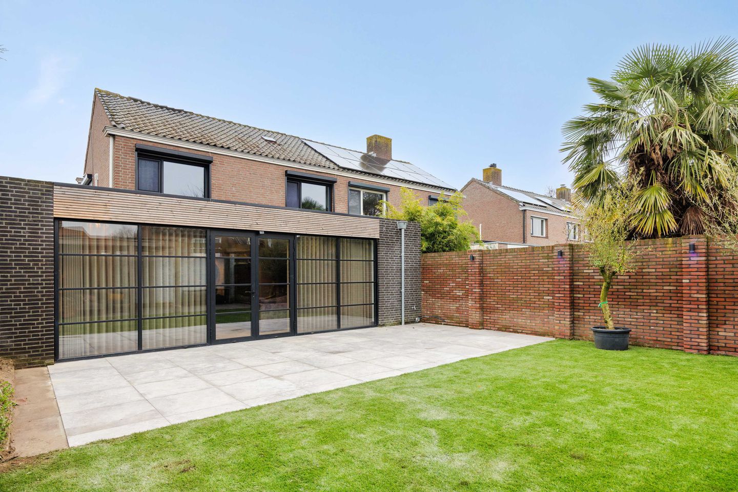 Foto 1 van Sint Lambertusstraat 10