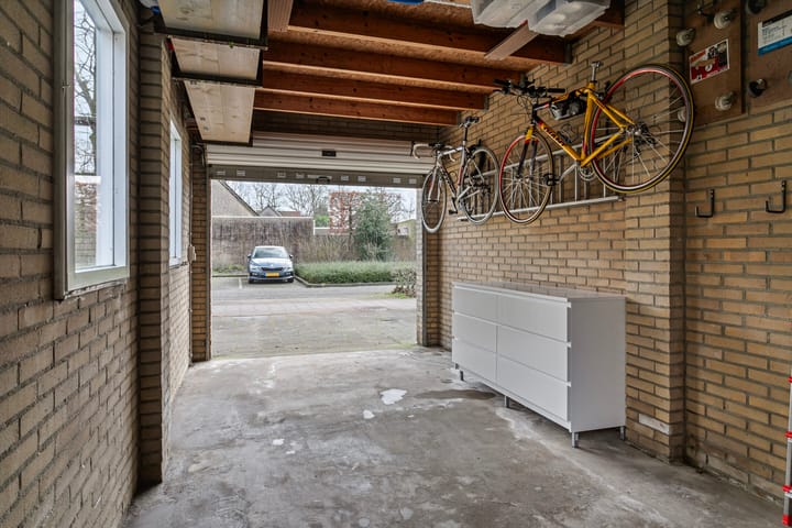 Foto 26 van Aarnout Drostdreef 24