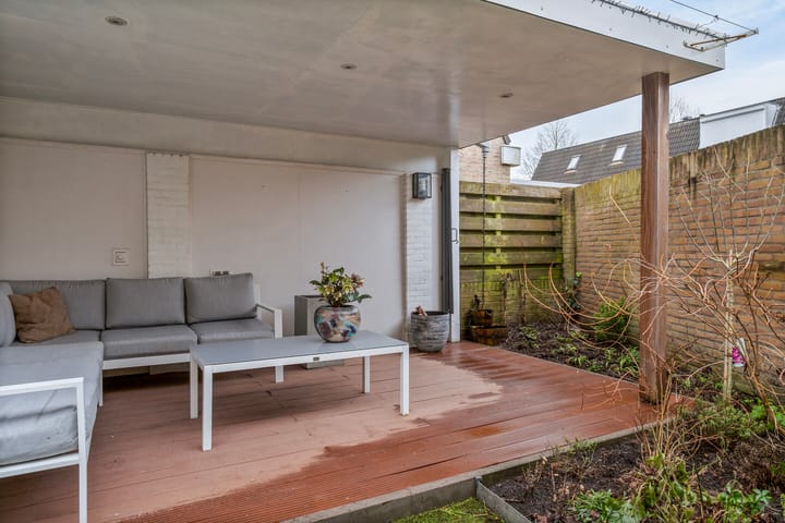 Foto 30 van Aarnout Drostdreef 24