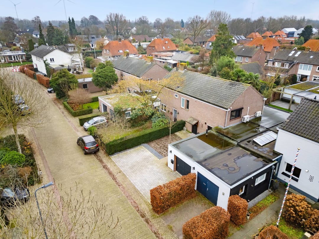 Photo 47 of Sint Lambertusstraat 10