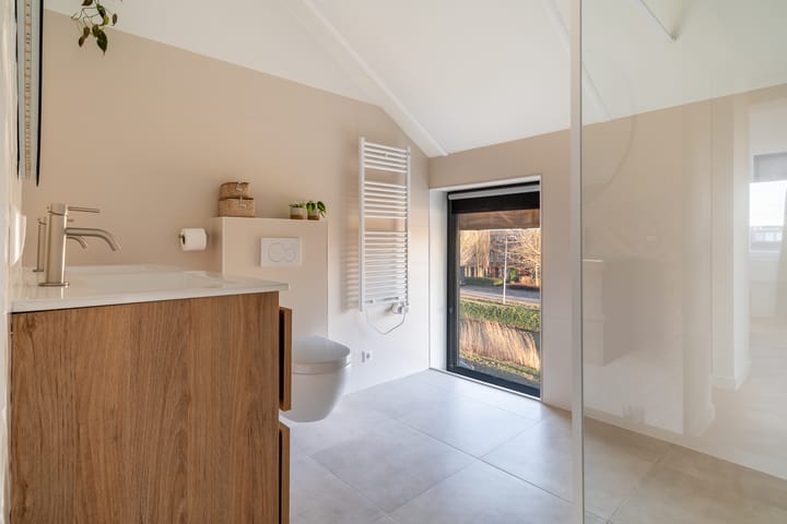 Foto 81 van Lisdodde 80