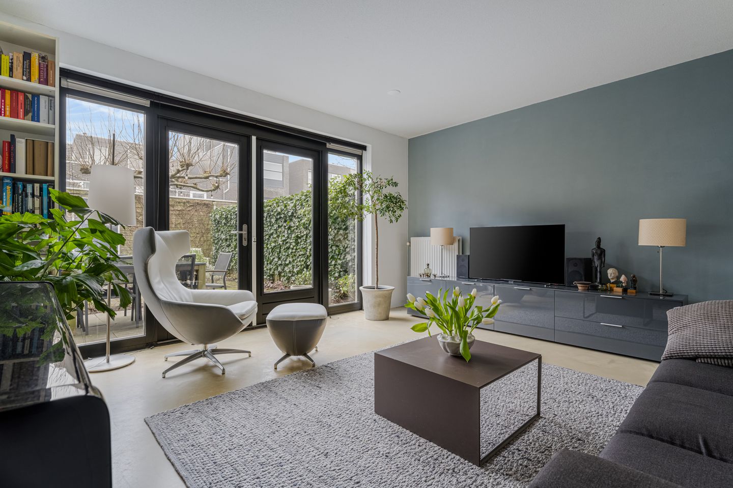 Foto 1 van Mattenbiesstraat 175