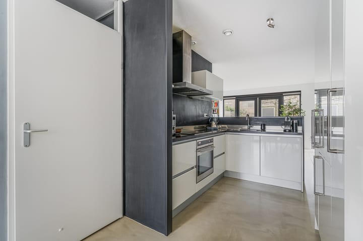 Foto 23 van Mattenbiesstraat 175