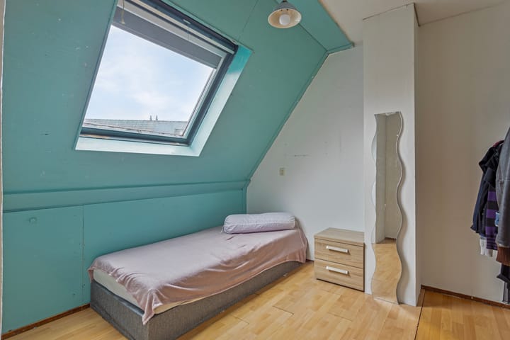 Photo 21 of Zierikzeestraat 52