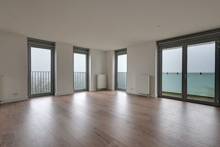 Foto 8 van Churchillplein 94