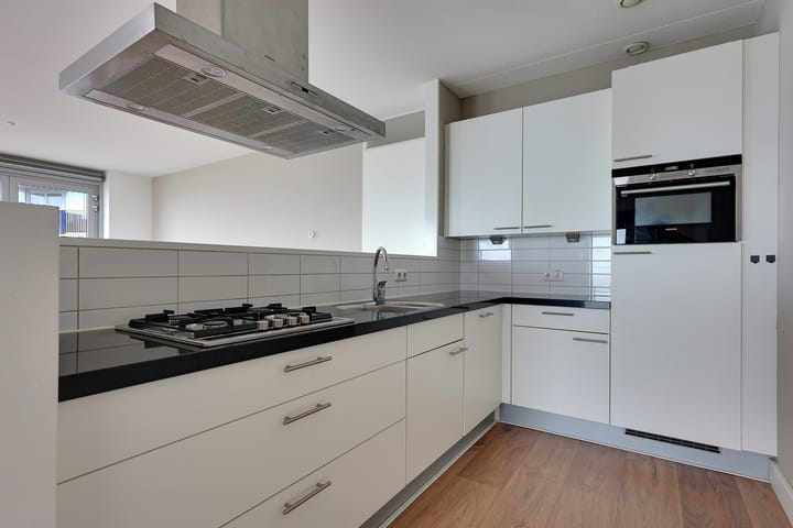 Foto 13 van Churchillplein 94