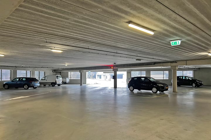 Foto 32 van Churchillplein 94