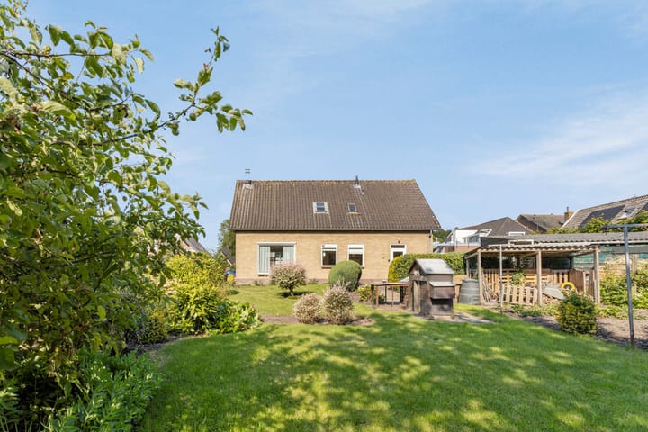 Foto 4 van Schoolstraat 6