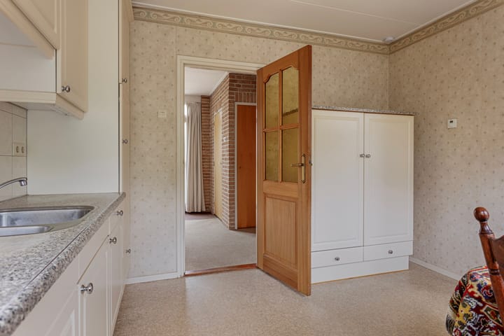 Foto 15 van Schoolstraat 6