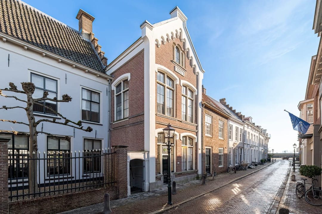 Foto 1 van Oeverstraat 21-B