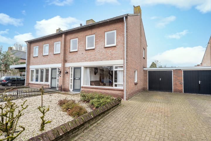Burgerveld 14