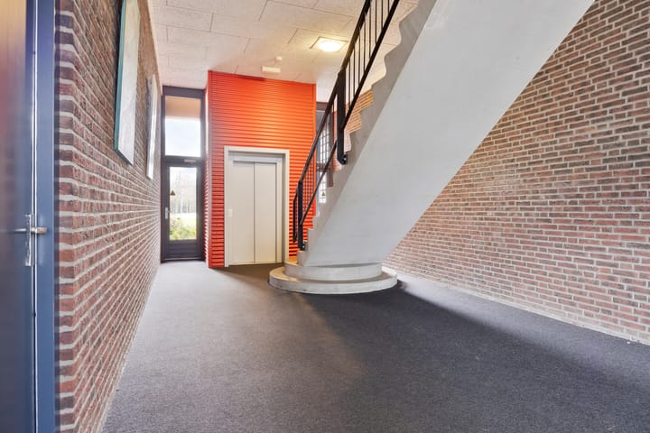 Foto 3 van Mies Ruthplaats 20