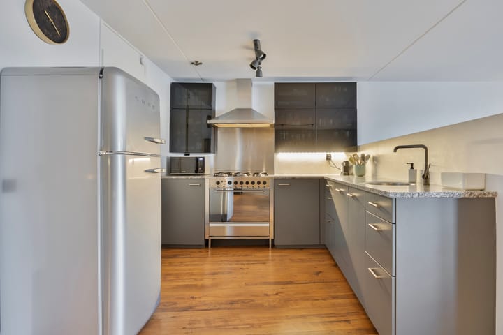 Foto 15 van Mies Ruthplaats 20