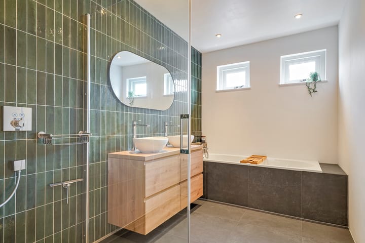 Foto 17 van Hoevenseweg 32