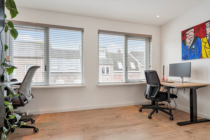 Foto 27 van Hoevenseweg 32