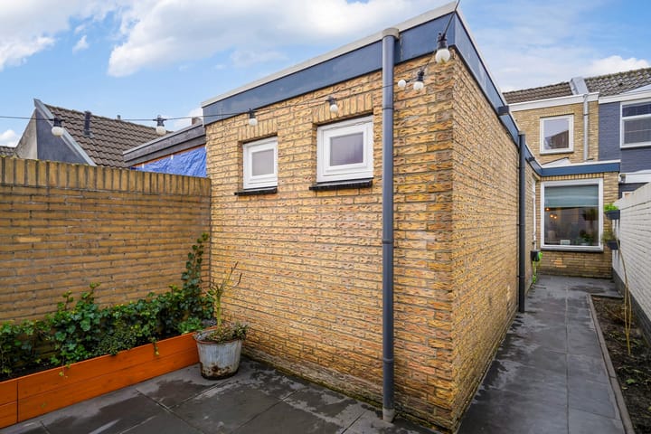 Foto 32 van Hoevenseweg 32