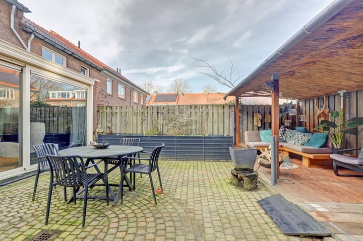 Foto 48 van Papaverstraat 18