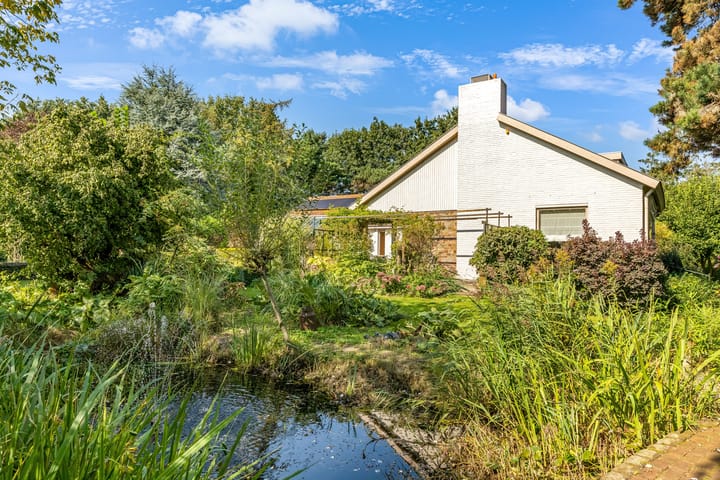 Foto 7 van Dennenweg 4-A