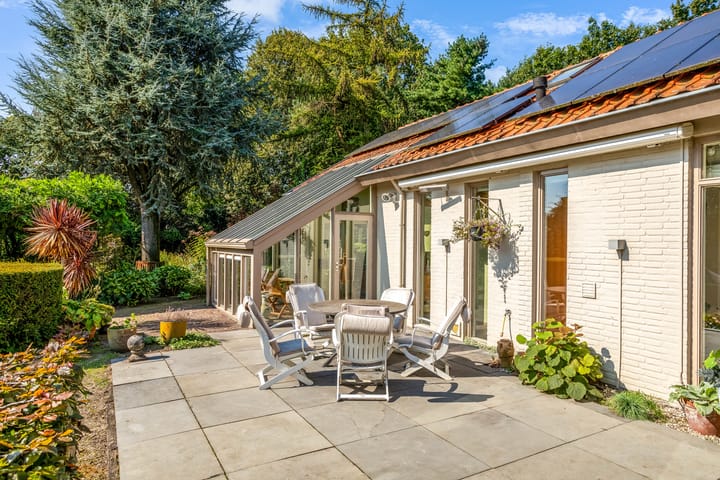 Foto 60 van Dennenweg 4-A