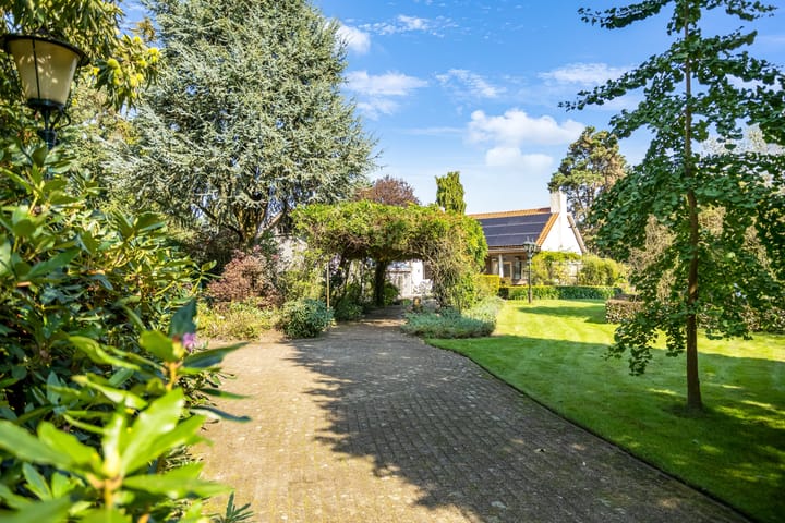 Foto 77 van Dennenweg 4-A