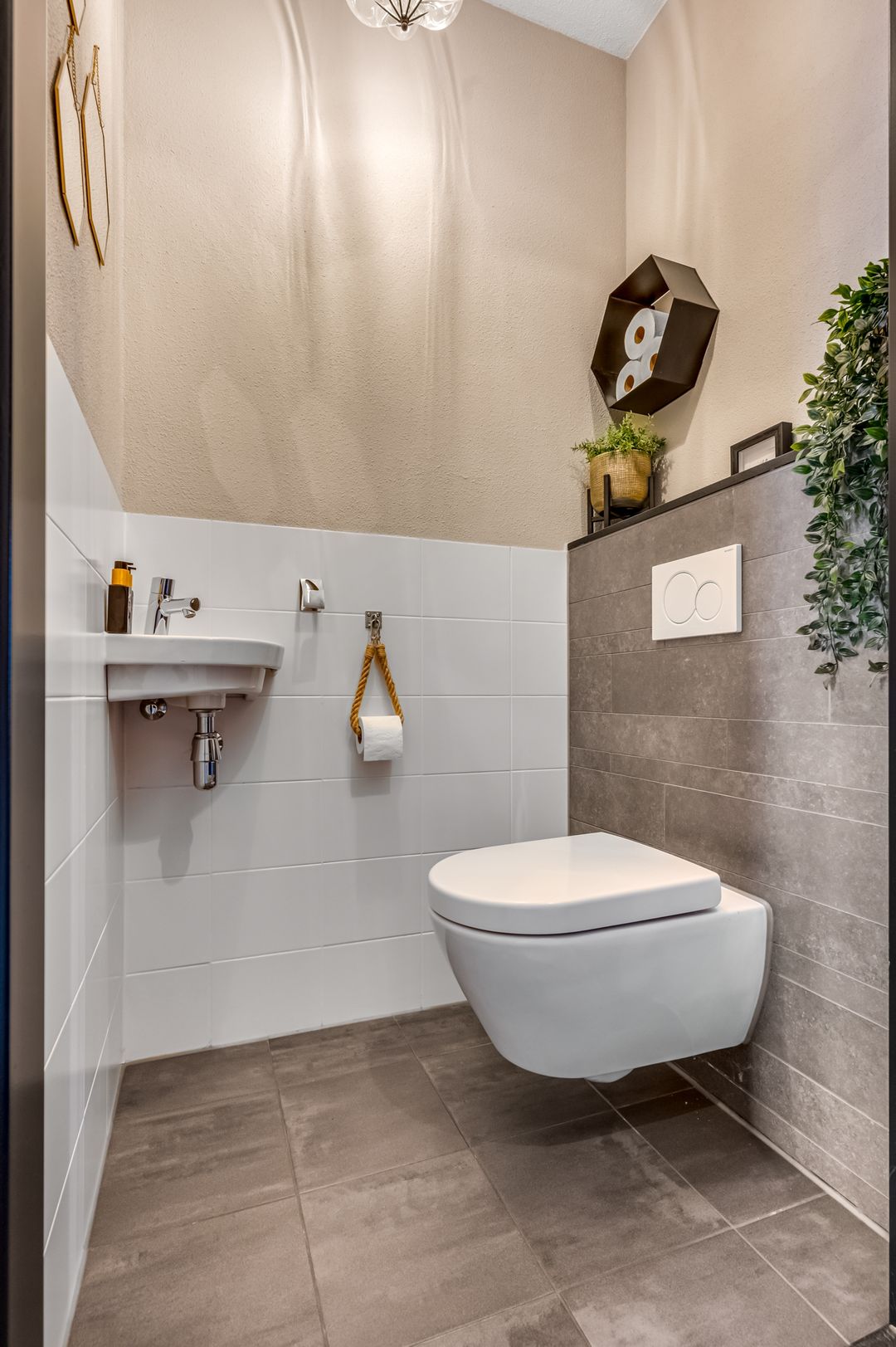 Photo 28 of J.G. Sandbrinkstraat 88