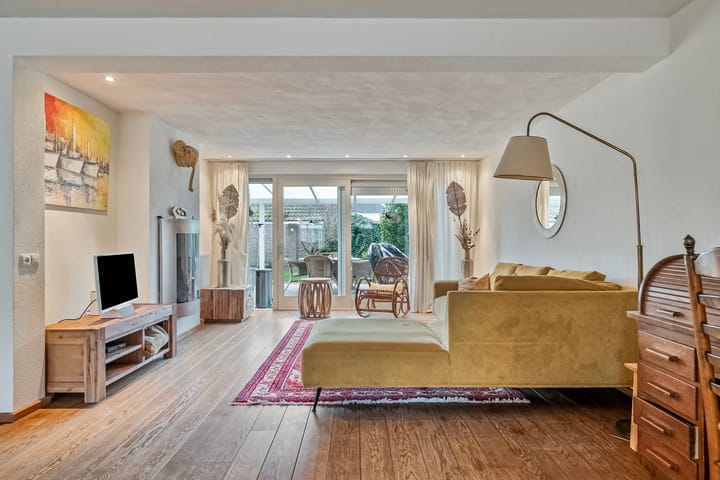 Foto 2 van Wijst 157