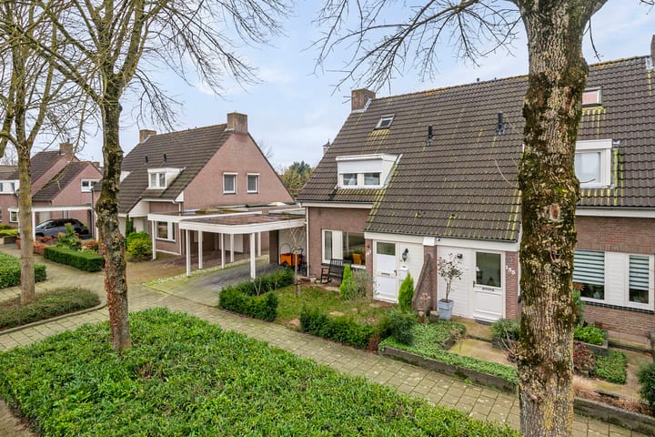 Foto 10 van Wijst 157