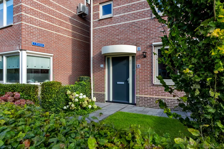 Foto 4 van Meerkoetstraat 32