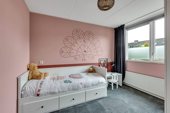 Foto 25 van Meerkoetstraat 32