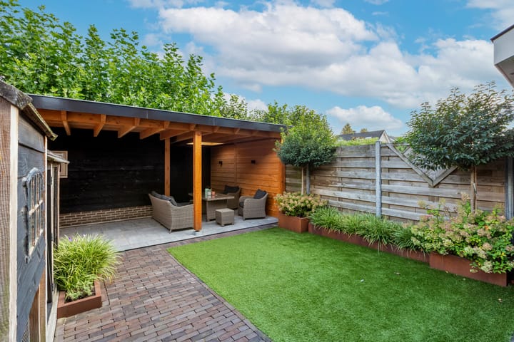 Foto 42 van Meerkoetstraat 32