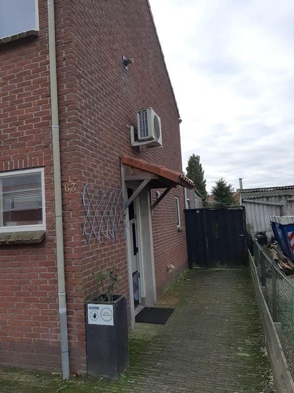 Foto 3 van Esdoornstraat 63