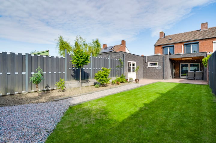 Foto 2 van Terpstraat 6