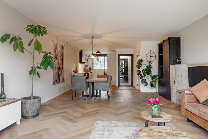 Foto 4 van Hoefbladhof 48