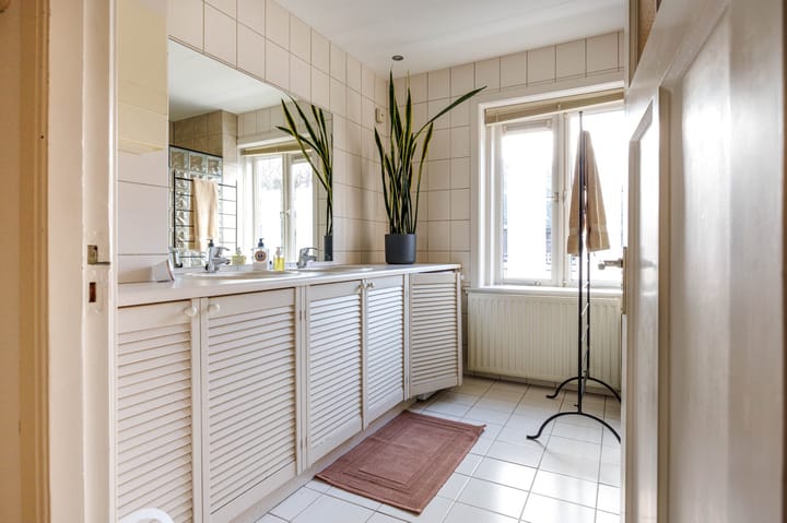 Foto 32 van Roodenburgerstraat 7