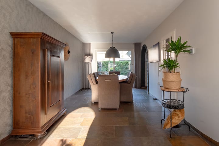 Photo 8 of Veeneslagen 38