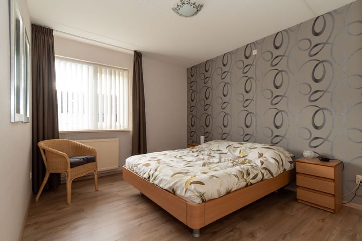 Photo 25 of Veeneslagen 38