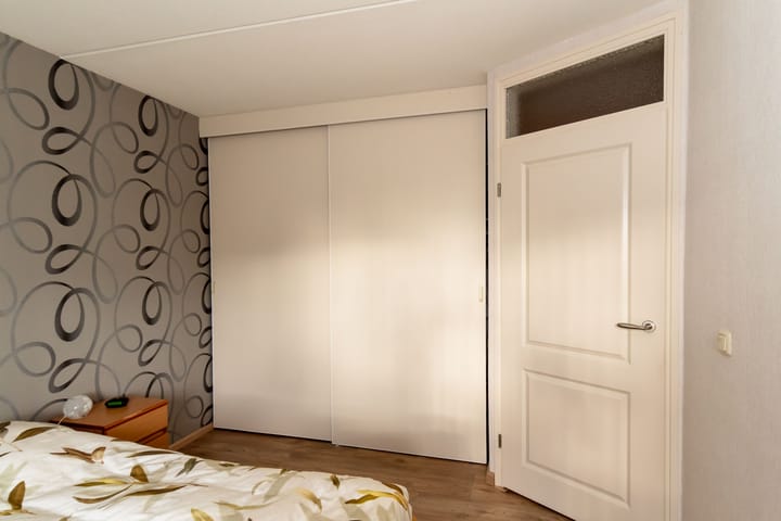 Photo 26 of Veeneslagen 38