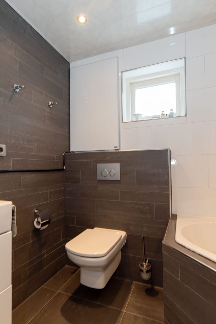 Photo 29 of Veeneslagen 38