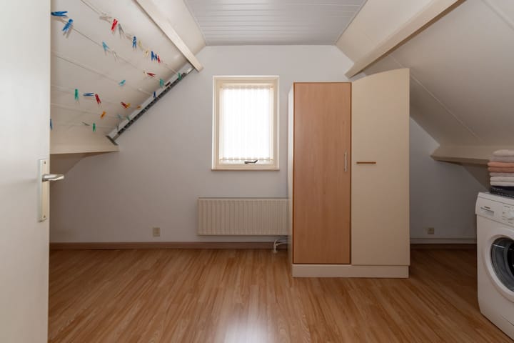 Photo 33 of Veeneslagen 38