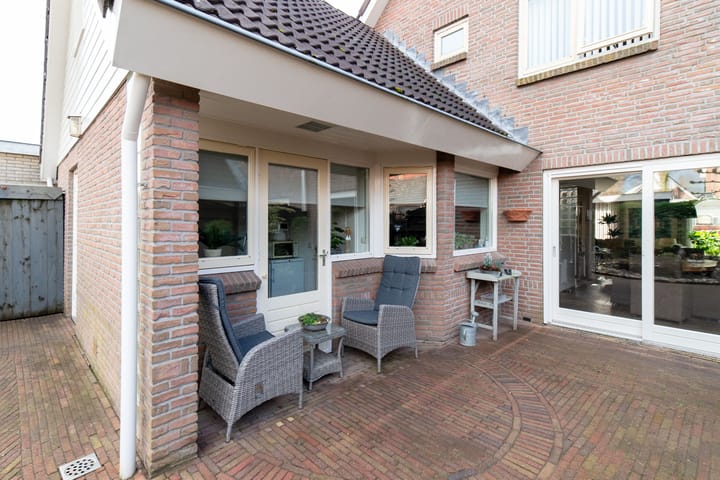 Photo 39 of Veeneslagen 38