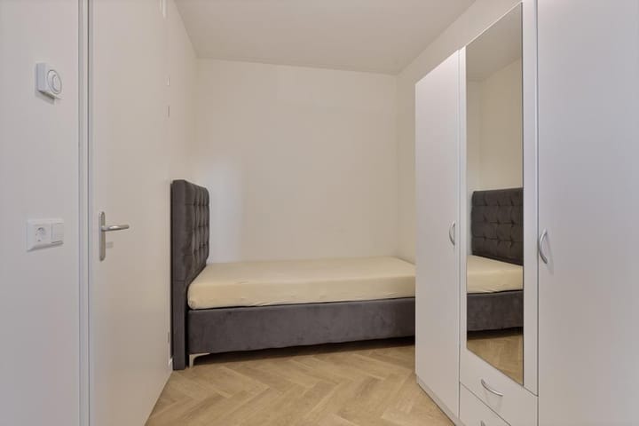 Foto 17 van Van Heuven Goedhartstraat 99