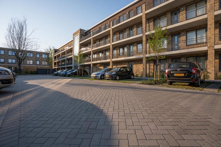 Foto 24 van Van Heuven Goedhartstraat 99