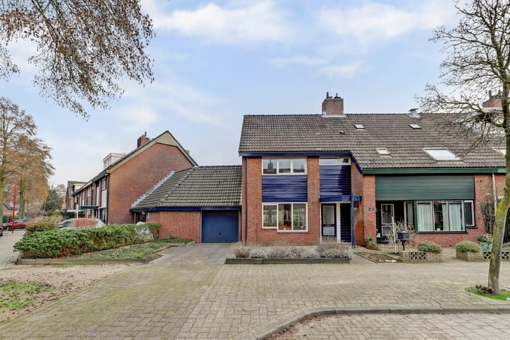 Foto 1 van Bazuinlaan 28