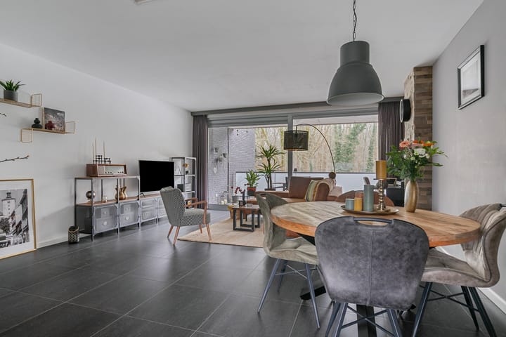 Foto 15 van Sporenring 204-04