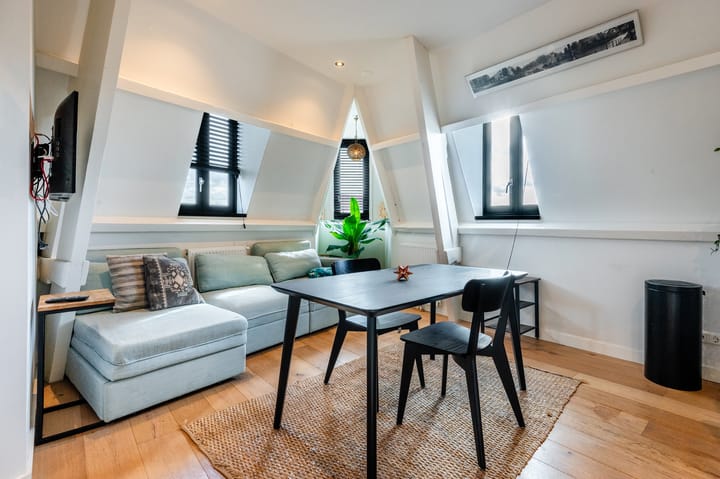 Photo 20 of Warmoesstraat 30-B