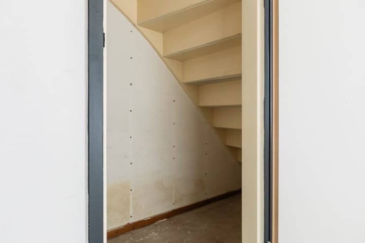 Foto 12 van van der Plaatstraat 18