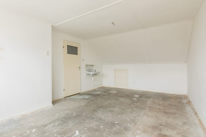 Foto 31 van van der Plaatstraat 18