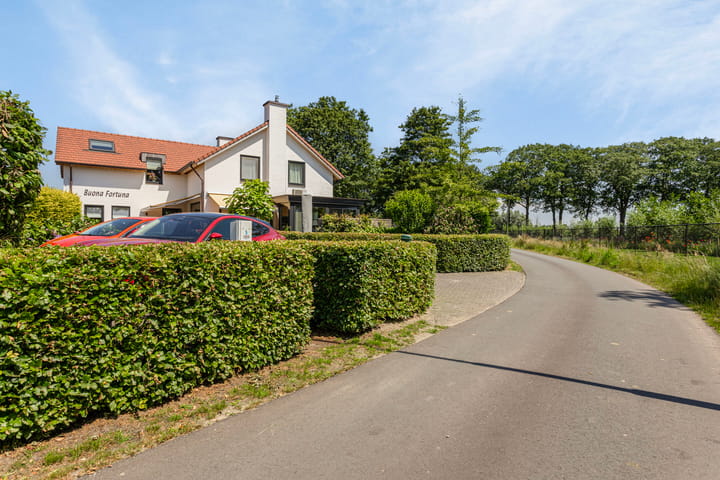 Photo 56 of Tielse Hoeve 1