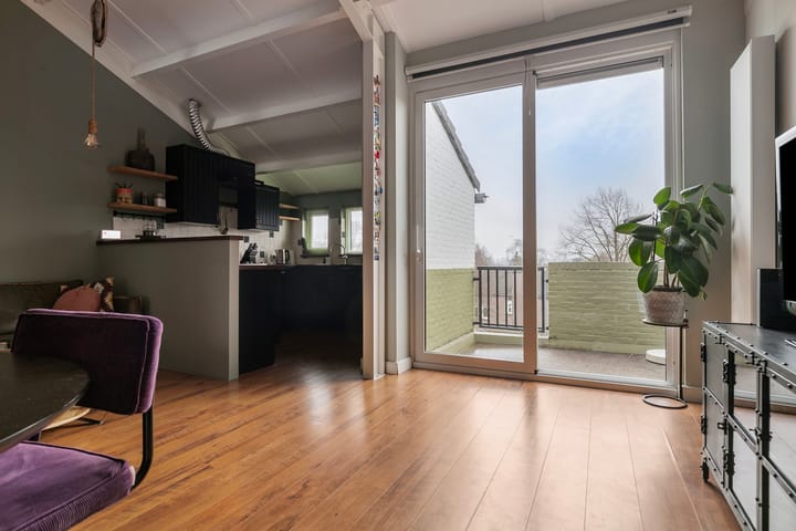 Foto 11 van Winkelwaard 30